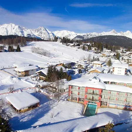 Eden - Aktiv- & Wohlfuehlhotel In Tirol Auf 1200m Hoehe Отель