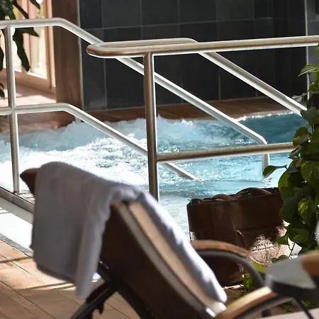 Eden - Aktiv- & Wohlfuehlhotel In Tirol Auf 1200m Hoehe Otel 4*