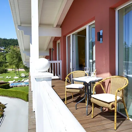 Eden - Aktiv- & Wohlfuehlhotel In Tirol Auf 1200m Hoehe 4* Зеефельд в Тироле