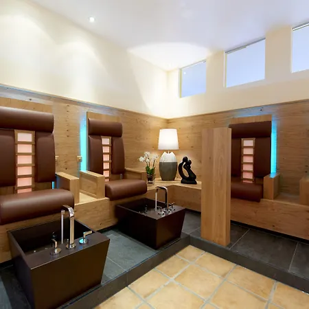 Hotel Eden - Aktiv- & Wohlfuehlhotel In Tirol Auf 1200m Hoehe 4*