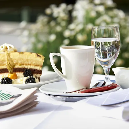 Eden - Aktiv- & Wohlfuehlhotel In Tirol Auf 1200m Hoehe 4* سيفيلد ان تيرول