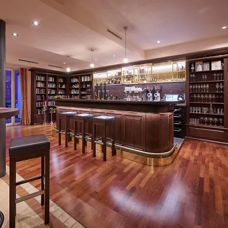 Отель Eden - Aktiv- & Wohlfuehlhotel In Tirol Auf 1200m Hoehe