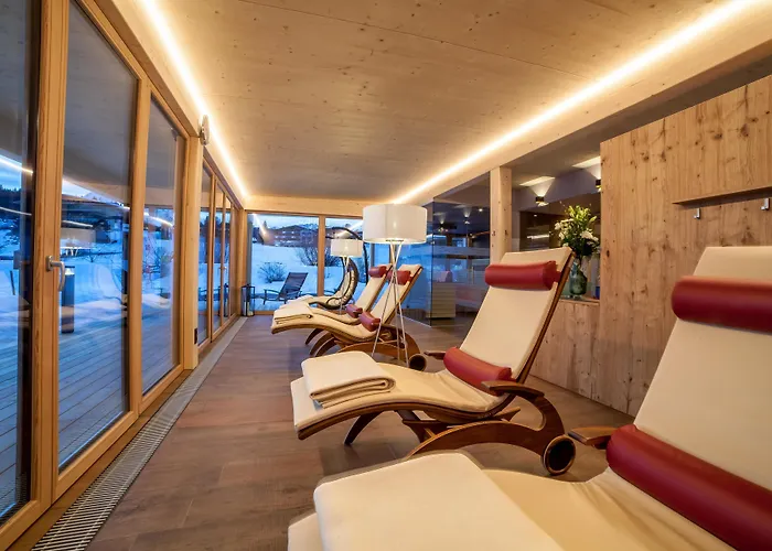 Eden - Aktiv- & Wohlfuehlhotel In Tirol Auf 1200m Hoehe Hotel 4*