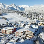 Eden - Aktiv- & Wohlfuehlhotel In Tirol Auf 1200m Hoehe 호텔 제펠드 인 티롤