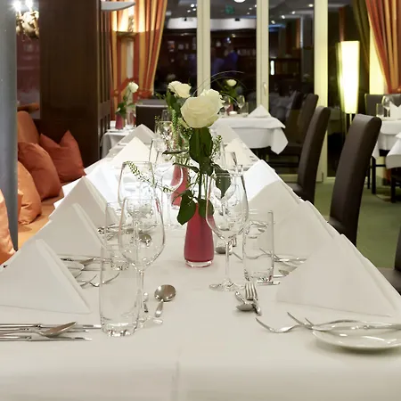 Hotel Eden - Aktiv- & Wohlfuehlhotel In Tirol Auf 1200m Hoehe 4*